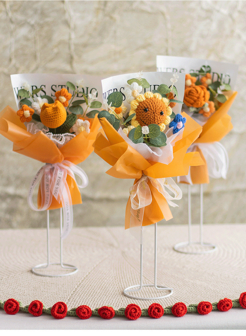 Crocheted Artificial Carnations, Handmade Knitted Yarn Rose Bouquets; Packaged In A Pet Gift Box