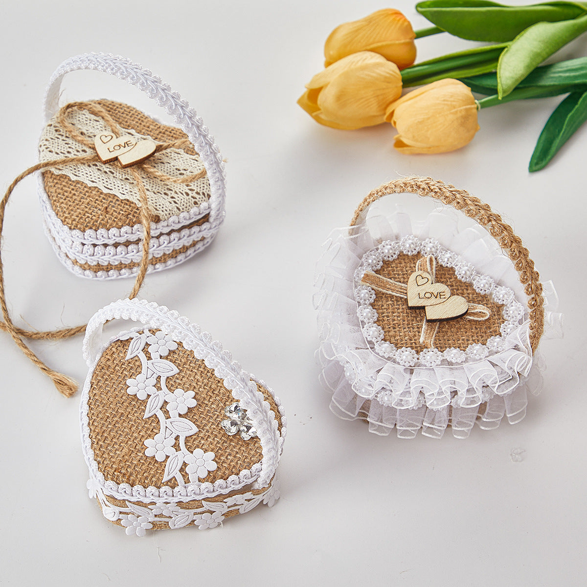 Handheld Burlap Heart-Shaped Ring Box – Western-Style Wedding Ring Pillow for Flower Girls / Valentine's Day Proposal Ring Box