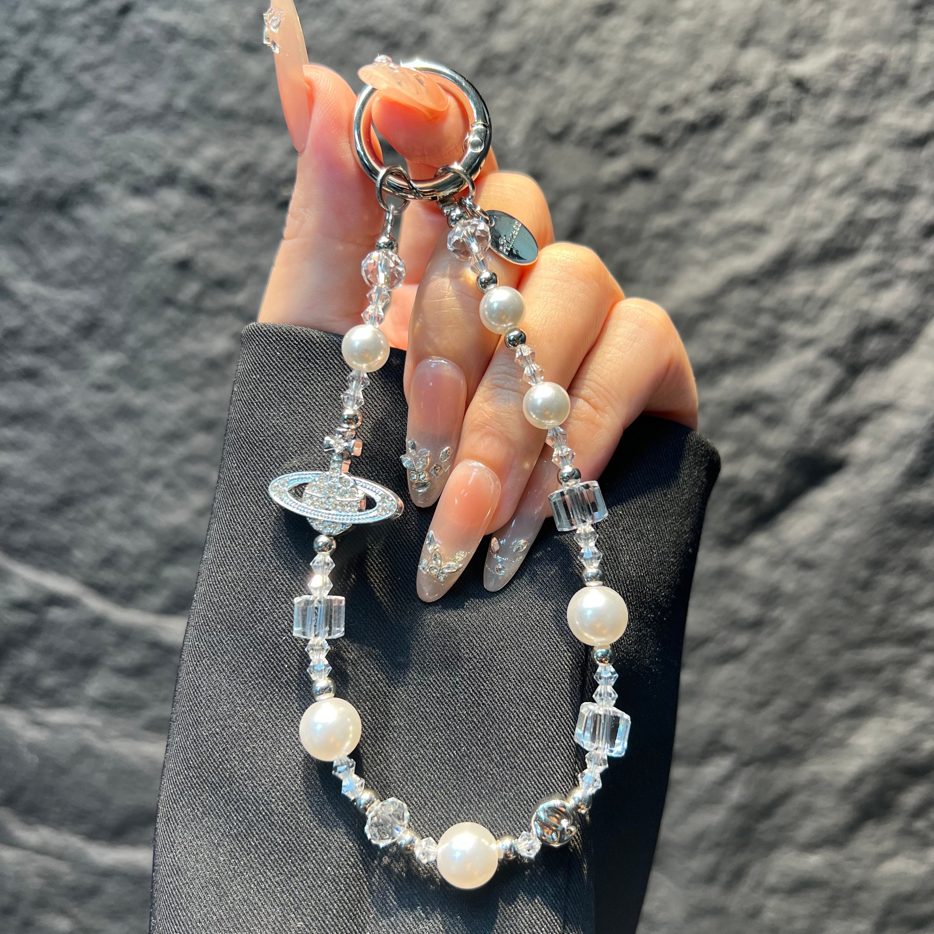 Saturn Charm Beaded Phone Lanyard, Hand‑made Pearl Crystal Bead Cell Phone Strap, Aesthetic Planet Pendant Keychain Bag Hanging Charm for Women