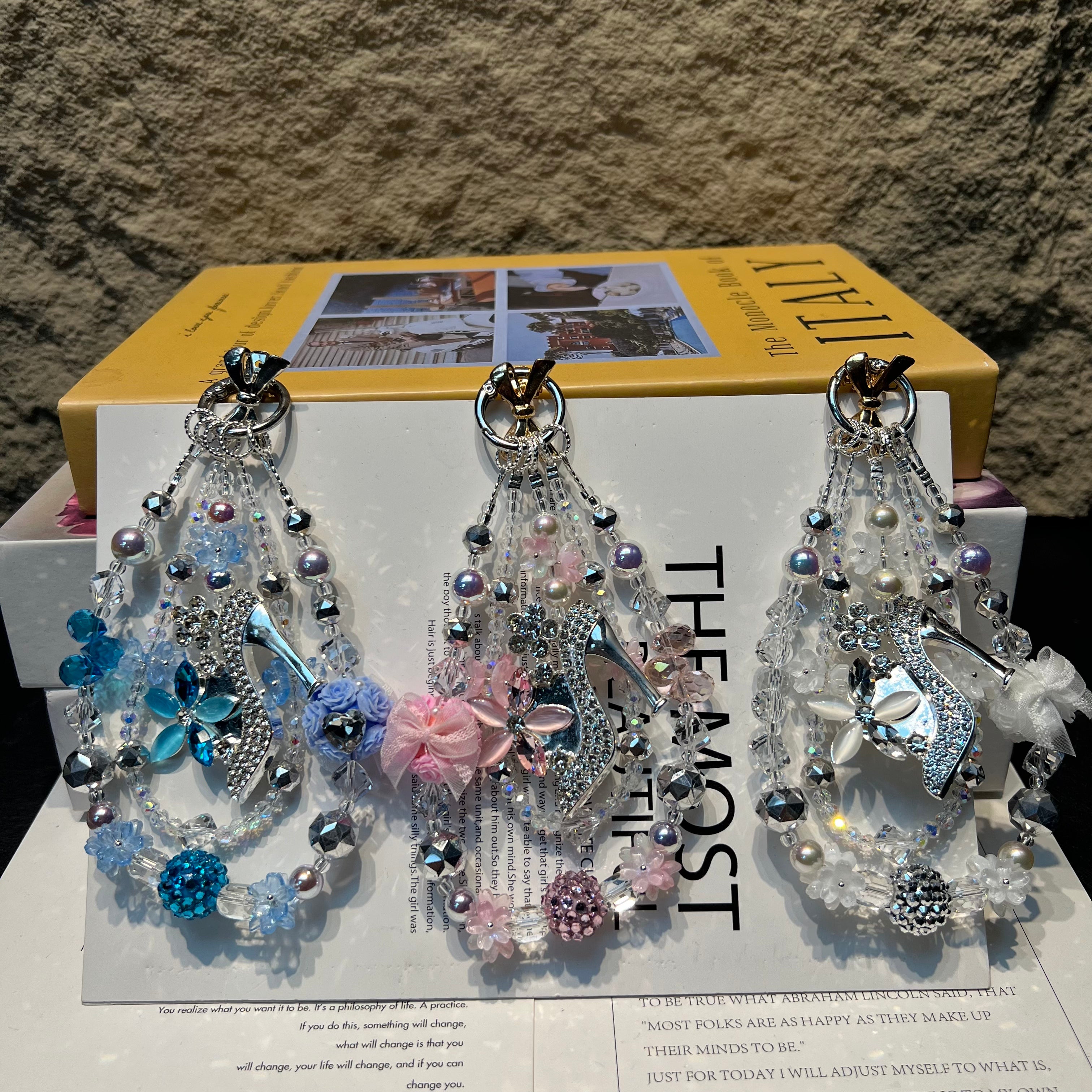 Rhinestone High‑Heel Multi‑Layer Beaded Phone Charm, Handmade Y2K Floral Crystal Bead Keychain, Cute Bag Pendant Ornament, Coquette Aesthetic Accessories for Girls