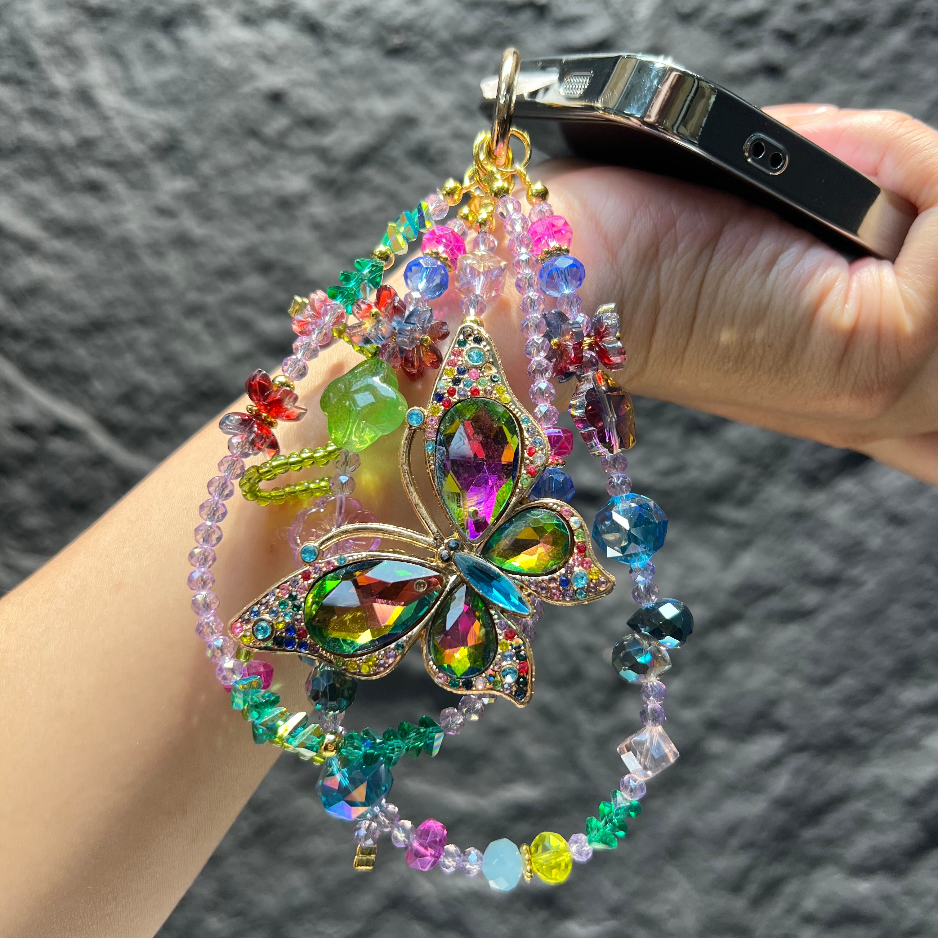 Butterfly Crystal Beaded Phone Charm, Multi‑use Handmade Rhinestone Pendant, Detachable Bag Charm, Keychain Accessory, Aesthetic Gift for Teen Girls, Women & Best Friends