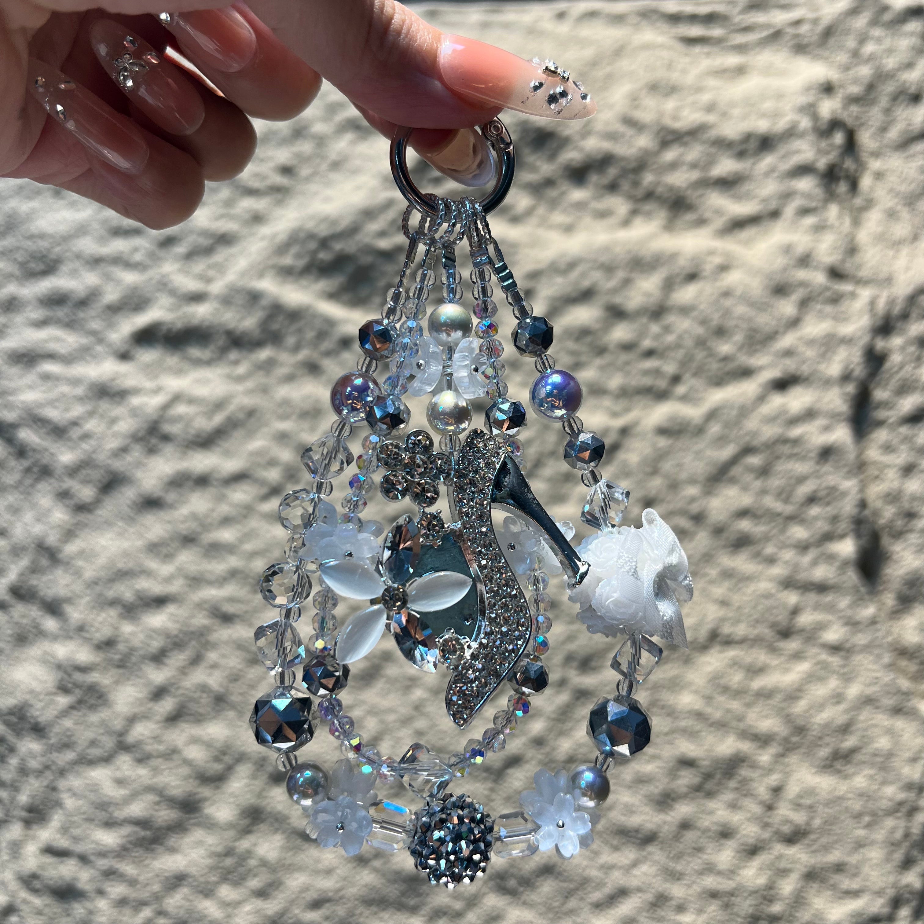 Rhinestone High‑Heel Multi‑Layer Beaded Phone Charm, Handmade Y2K Floral Crystal Bead Keychain, Cute Bag Pendant Ornament, Coquette Aesthetic Accessories for Girls