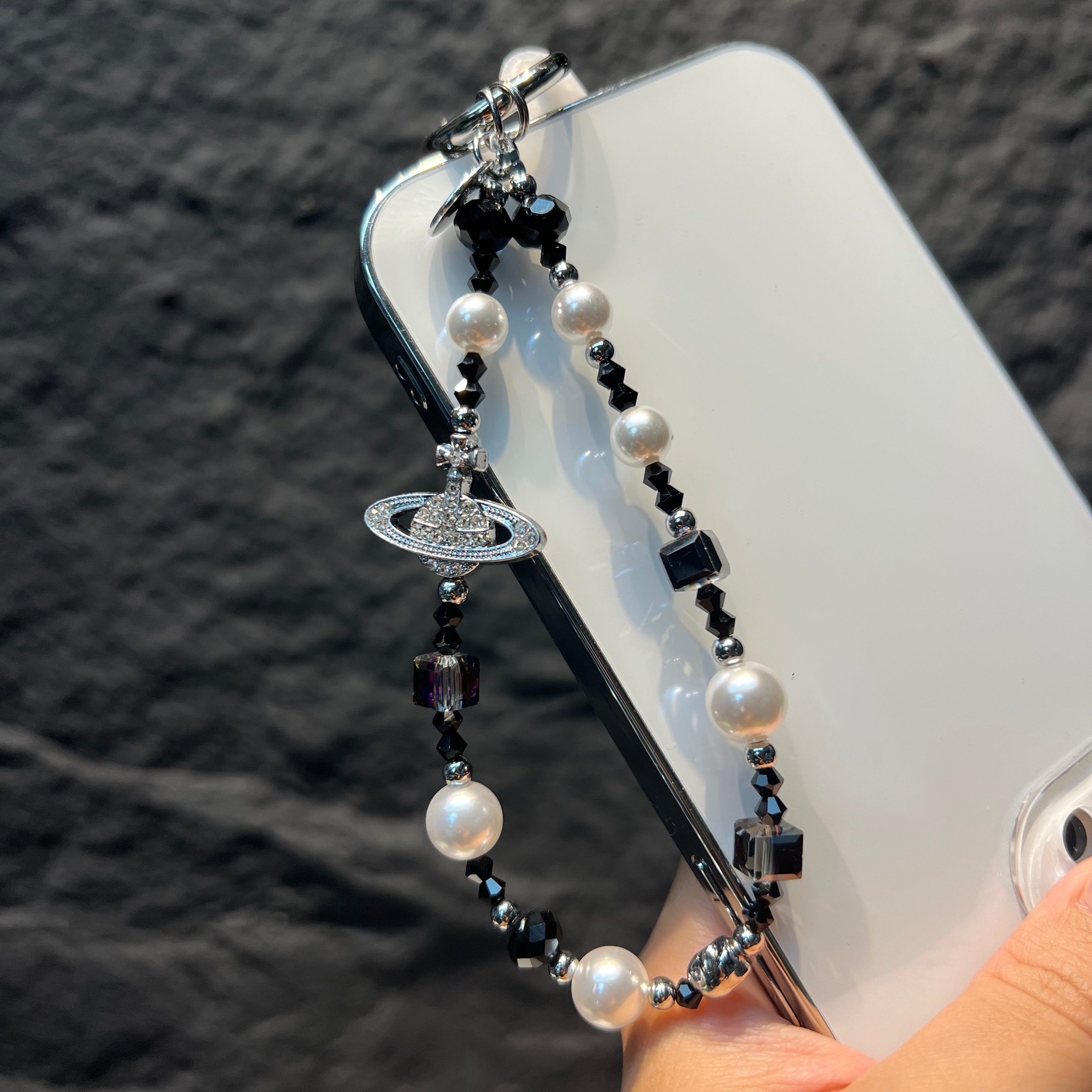Saturn Charm Beaded Phone Lanyard, Hand‑made Pearl Crystal Bead Cell Phone Strap, Aesthetic Planet Pendant Keychain Bag Hanging Charm for Women