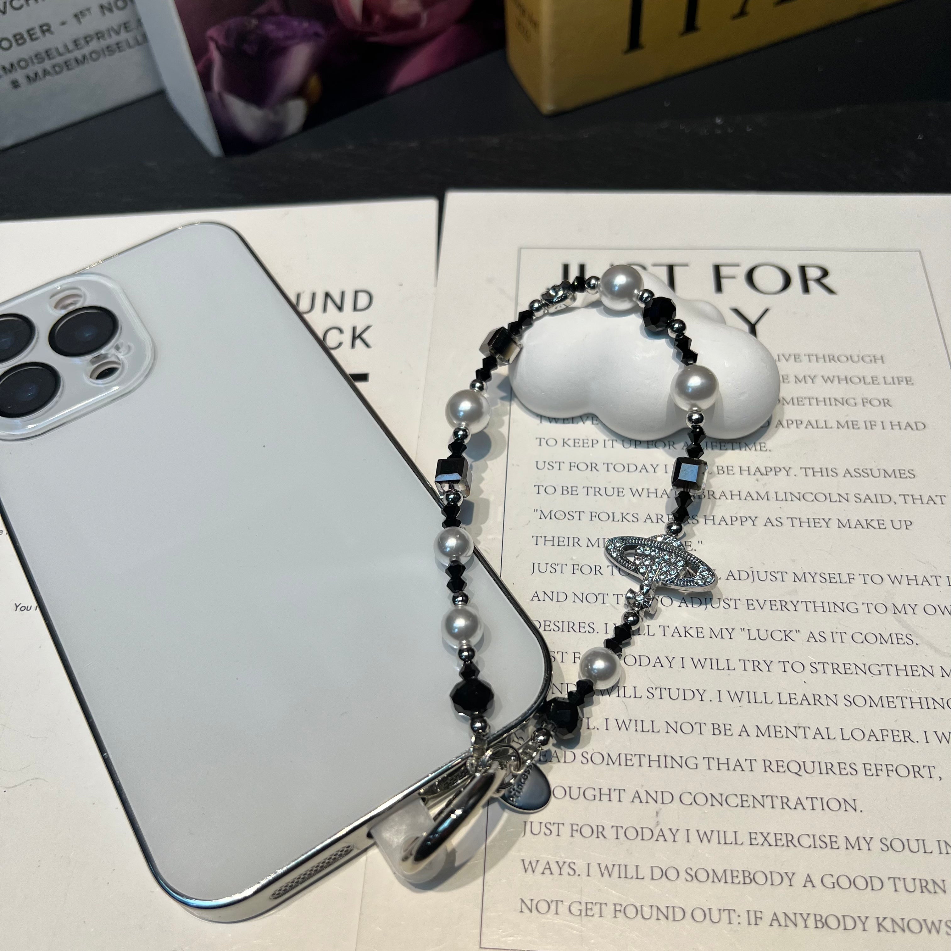 Saturn Charm Beaded Phone Lanyard, Hand‑made Pearl Crystal Bead Cell Phone Strap, Aesthetic Planet Pendant Keychain Bag Hanging Charm for Women